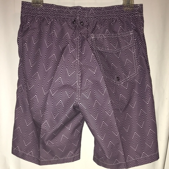 Saks Fifth Avenue Men’s Board Shorts - Picture 7 of 8